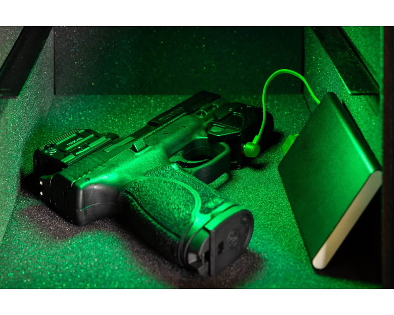 Viridian 9300025 CTL with SAFECharge C Series Black 120/280/525 Lumens White LED Sig Sauer/Taurus/Smith & Wesson - Image 3